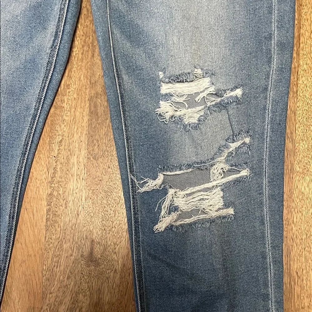 Distressed Blue Jeans - Picture 2 of 9